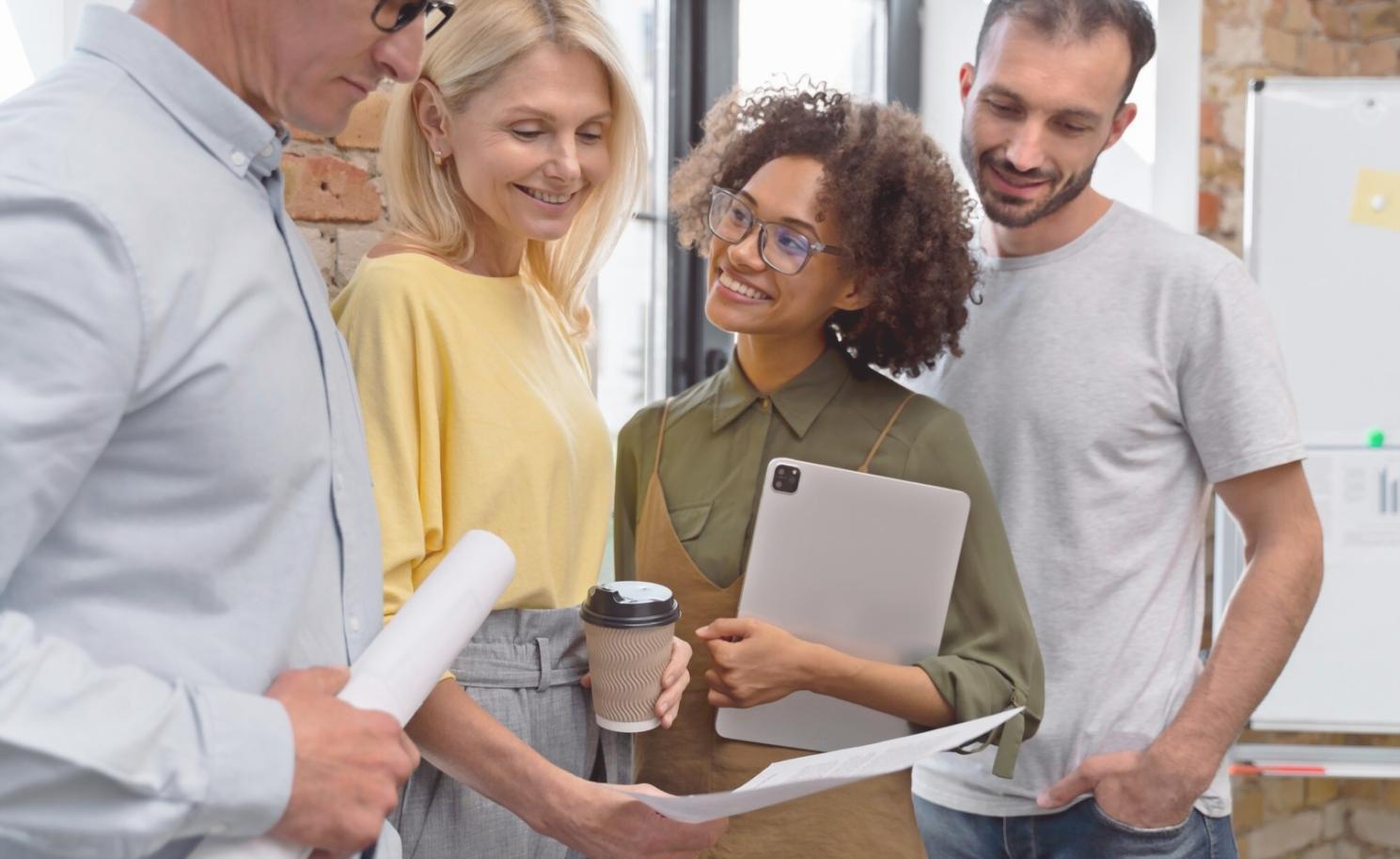 Beratungsgespräch mit Finanzexperten